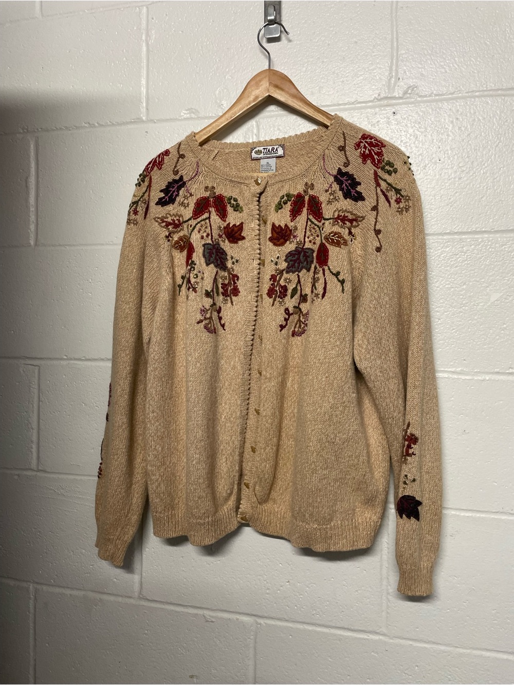 Vintage fall sweater. Cottagecore